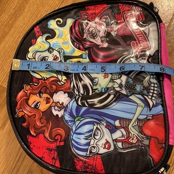 Mattel Monster High  Insulated Lunch Box Bag (2016) - Picture 10 of 13